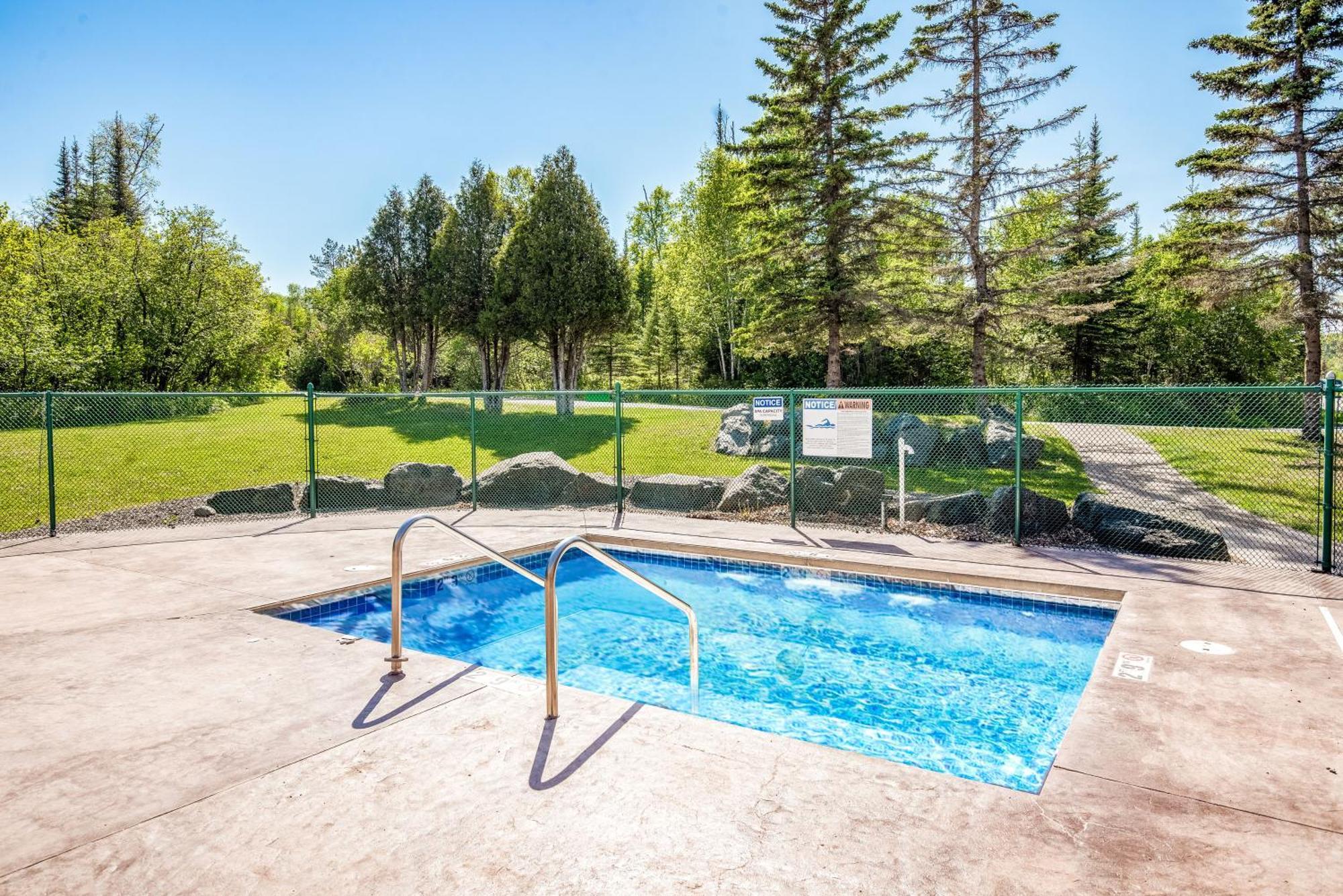 Superior Shores Resort Ту-Харборс Экстерьер фото